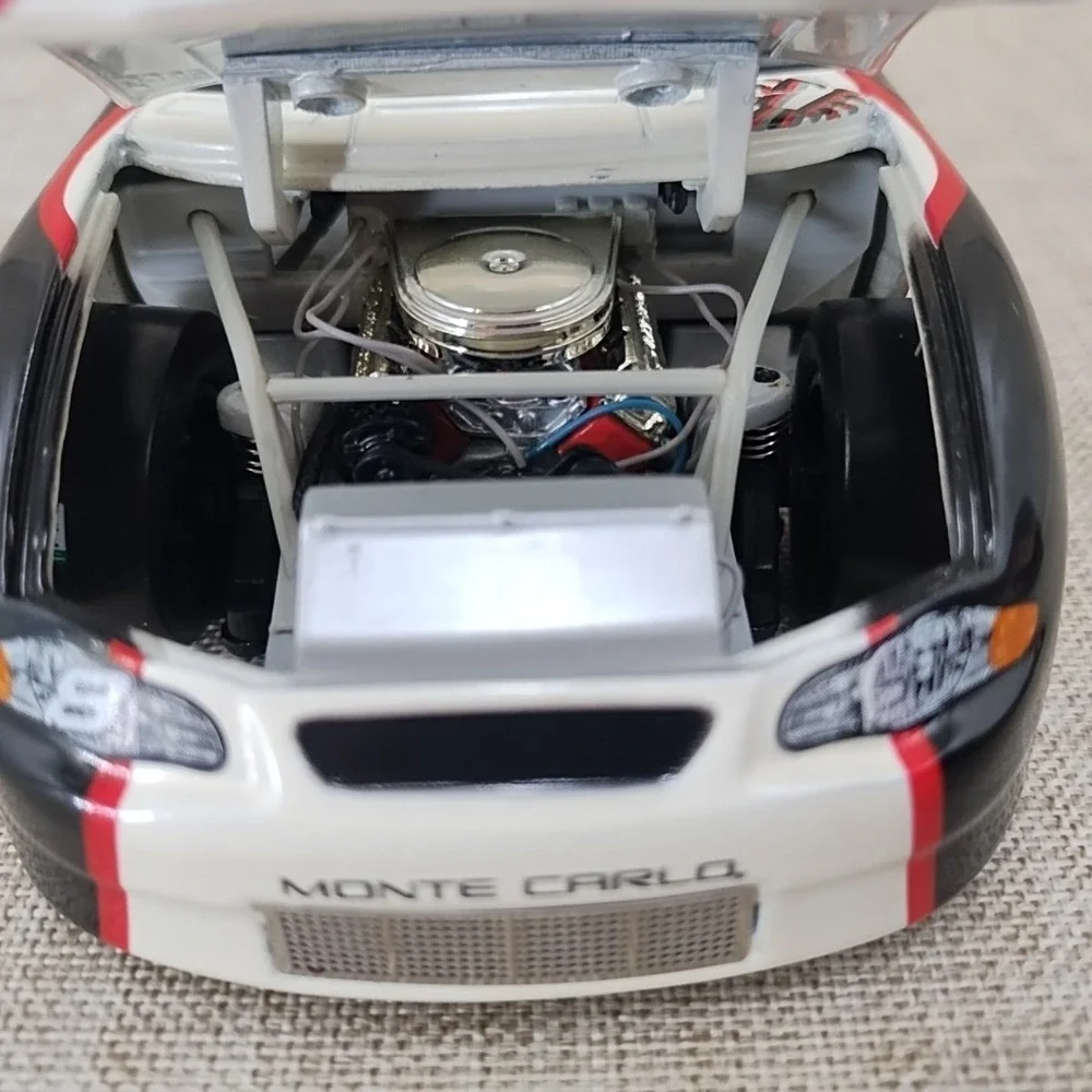 1:24 Action Diecast Dale Earnhardt Jr. The Dale Earnhardt Tribute Concert #8 LE